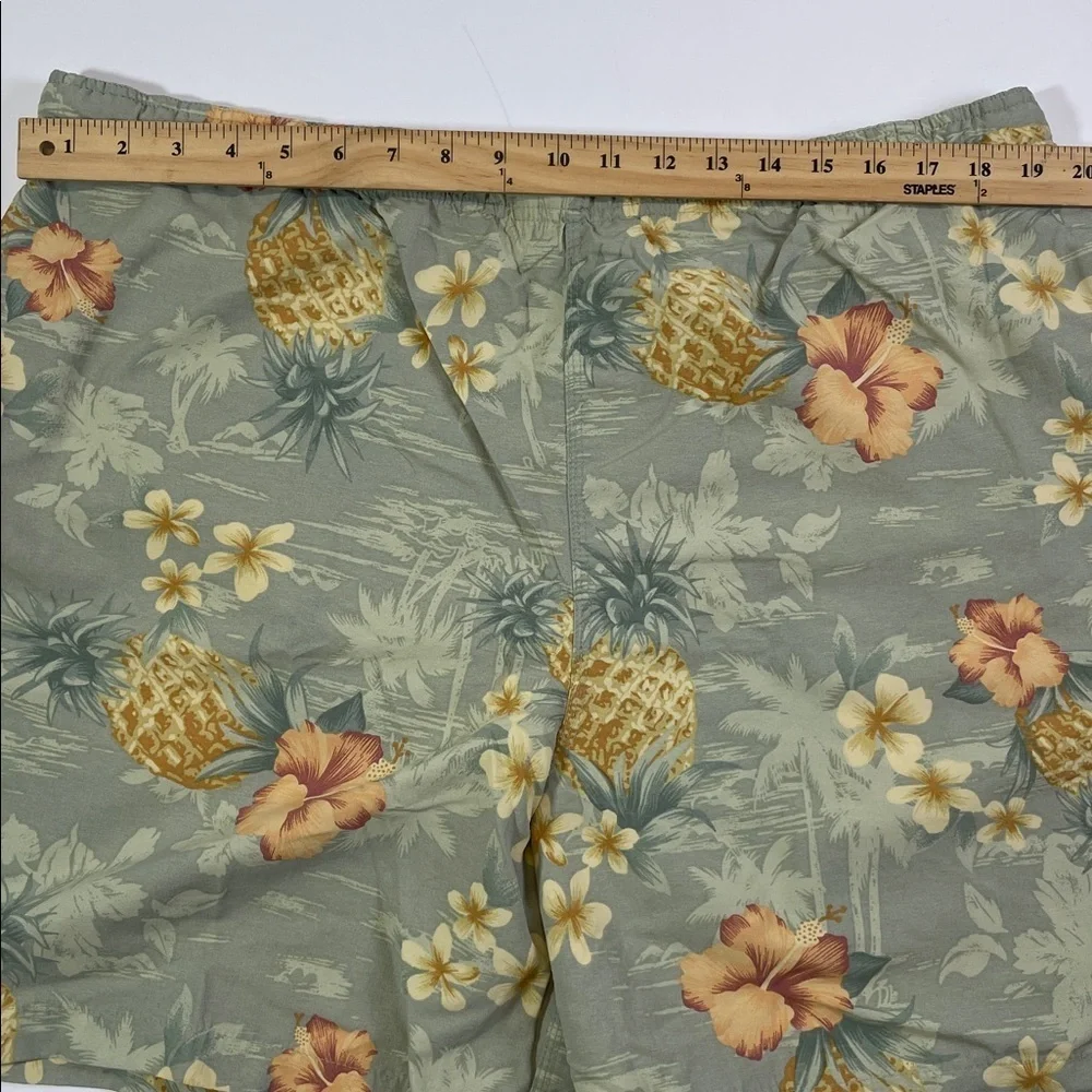Breakwater Men’s Swim Trunks Tropical Pineapple Floral Green Board Shorts Size L